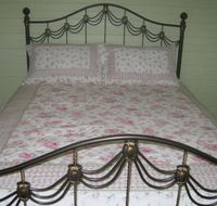 Camelot Retreat - Tweed Heads Accommodation