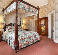 The Old George And Dragon Guesthouse - Tweed Heads Accommodation