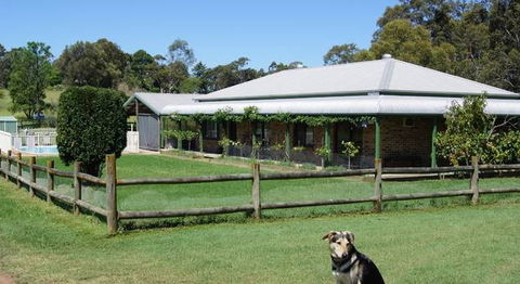 Blackthorn Hill Retreat - Tweed Heads Accommodation 0