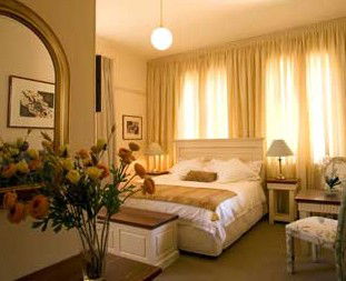 Amazing Country Escapes - Five Frogs - Tweed Heads Accommodation 5