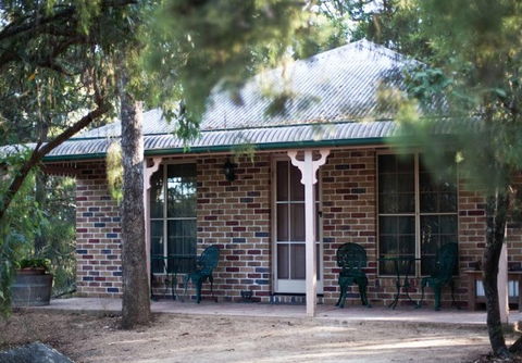 Honeysuckle Cottages And The Rocks Restaurant - Tweed Heads Accommodation 4