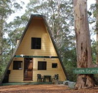 Green Leaves Cabin - Tweed Heads Accommodation