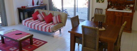 Awoonga Shed Retreat - Tweed Heads Accommodation 1