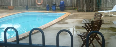 Awoonga Shed Retreat - Tweed Heads Accommodation 4