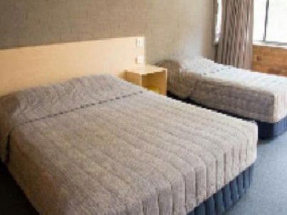 Bribie Island Hotel - Tweed Heads Accommodation 3