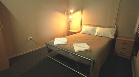 Gracemere Hotel - Tweed Heads Accommodation 1