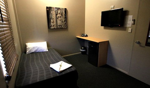 Gracemere Hotel - Tweed Heads Accommodation 3
