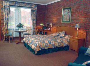 Sovereign Park Motor Inn - Tweed Heads Accommodation 0