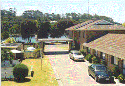 Hybiscus Lodge Motel  Holiday Apartments - Tweed Heads Accommodation