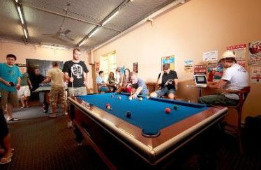 Maze Backpackers And Cb Hotel - Tweed Heads Accommodation 5