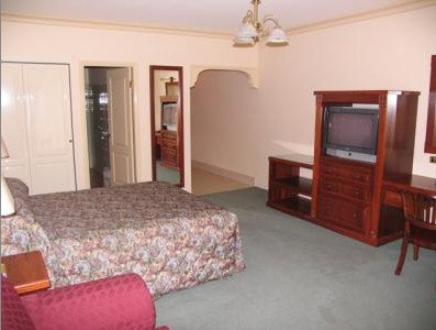 The Lawson Motor Inn - Tweed Heads Accommodation 1