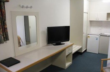 AZA Motel - Tweed Heads Accommodation 3