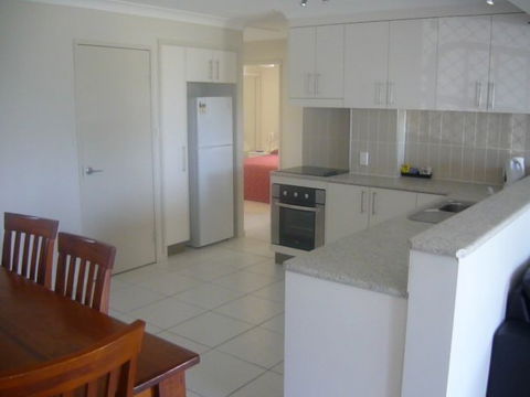 L'Amor Holiday Apartments - Tweed Heads Accommodation 3