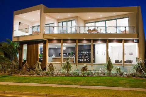 Surfcoast Spa Resort - Tweed Heads Accommodation 1