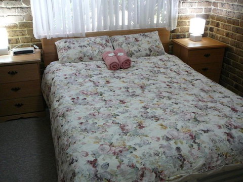 Beachfront Units Merimbula - Tweed Heads Accommodation 5