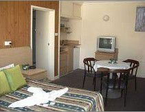 The Entrance Motel - Tweed Heads Accommodation 3