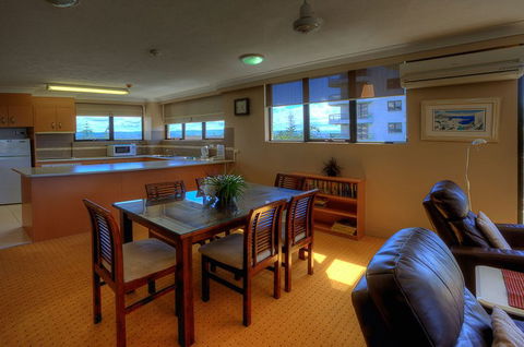 Aristocrat Apartments - Tweed Heads Accommodation 5