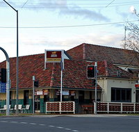 The Farmers Home Hotel - Tweed Heads Accommodation
