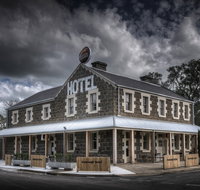 Inverleigh Hotel - Tweed Heads Accommodation