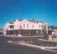 Namoi Hotel Motel - Tweed Heads Accommodation