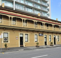 Hotel Tivoli - Tweed Heads Accommodation