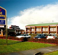 Taylors Lakes Hotel - Tweed Heads Accommodation