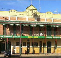 Royal Hotel Coonabarabran - Tweed Heads Accommodation