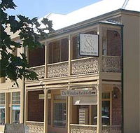 Cobb  Co Court Boutique Hotel - Tweed Heads Accommodation