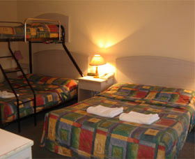 Rainbow Gardens Motel - Tweed Heads Accommodation 0