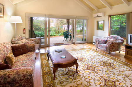 Double Nut Chalets - Tweed Heads Accommodation 0