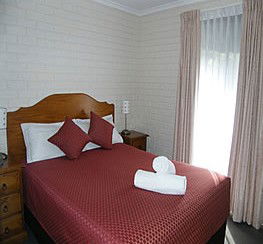 Capri Apartments - Tweed Heads Accommodation 1