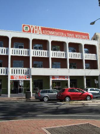 Adelaide Central YHA - Tweed Heads Accommodation 0