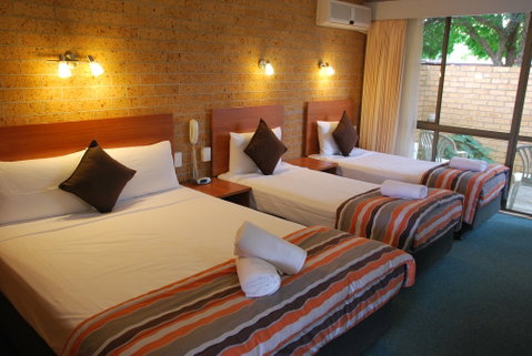 Port O'Call Motel - Tweed Heads Accommodation 0