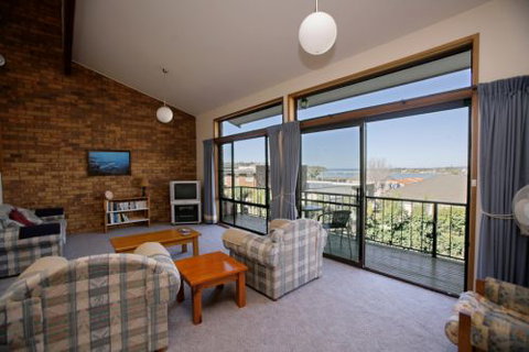 Harbour Lights Holiday Units - Tweed Heads Accommodation 0