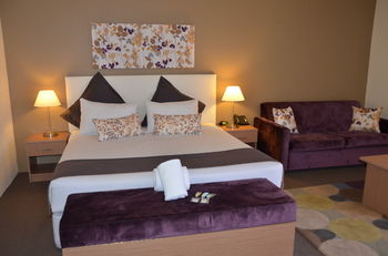 Country Comfort Hunts Liverpool - Tweed Heads Accommodation 2