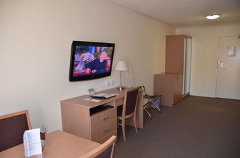 Country Comfort Hunts Liverpool - Tweed Heads Accommodation 6