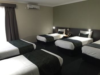 Country Comfort Hunts Liverpool - Tweed Heads Accommodation 13