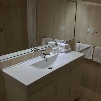 Country Comfort Hunts Liverpool - Tweed Heads Accommodation 36