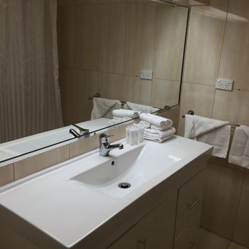 Country Comfort Hunts Liverpool - Tweed Heads Accommodation 37