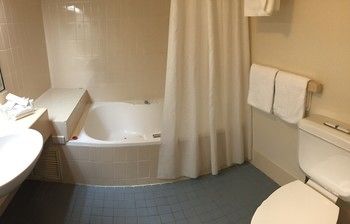 Country Comfort Hunts Liverpool - Tweed Heads Accommodation 51