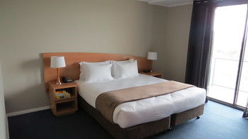 Waldorf Parramatta Apartment Hotel - Tweed Heads Accommodation 2
