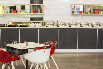 Ibis Melbourne Hotel And Apartments - Tweed Heads Accommodation 0