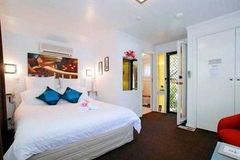 Annie Roe's Luxury Bed & Breakfast - Tweed Heads Accommodation 9