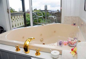 Annie Roe's Luxury Bed & Breakfast - Tweed Heads Accommodation 7