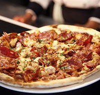 Alpha Hotel Eastern Creek - Tweed Heads Accommodation