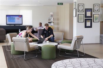 Alpha Hotel Eastern Creek - Tweed Heads Accommodation 2