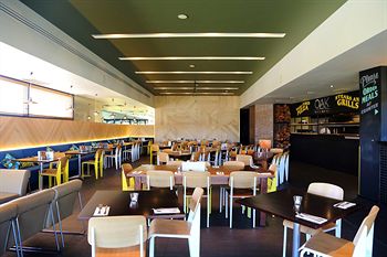 Alpha Hotel Eastern Creek - Tweed Heads Accommodation 9