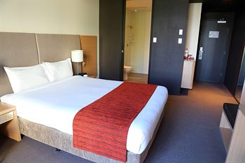 Alpha Hotel Eastern Creek - Tweed Heads Accommodation 21