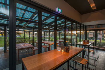 Alpha Hotel Eastern Creek - Tweed Heads Accommodation 28