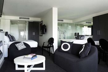 Art Series - The Cullen - Tweed Heads Accommodation 28